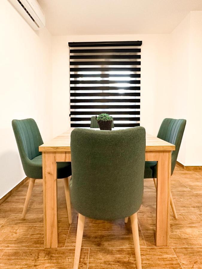 Kiko Apartmani Lux Zrenjanin Exteriér fotografie