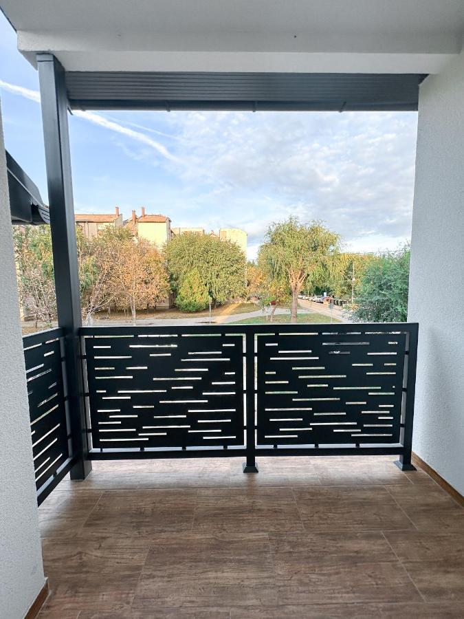 Kiko Apartmani Lux Zrenjanin Exteriér fotografie