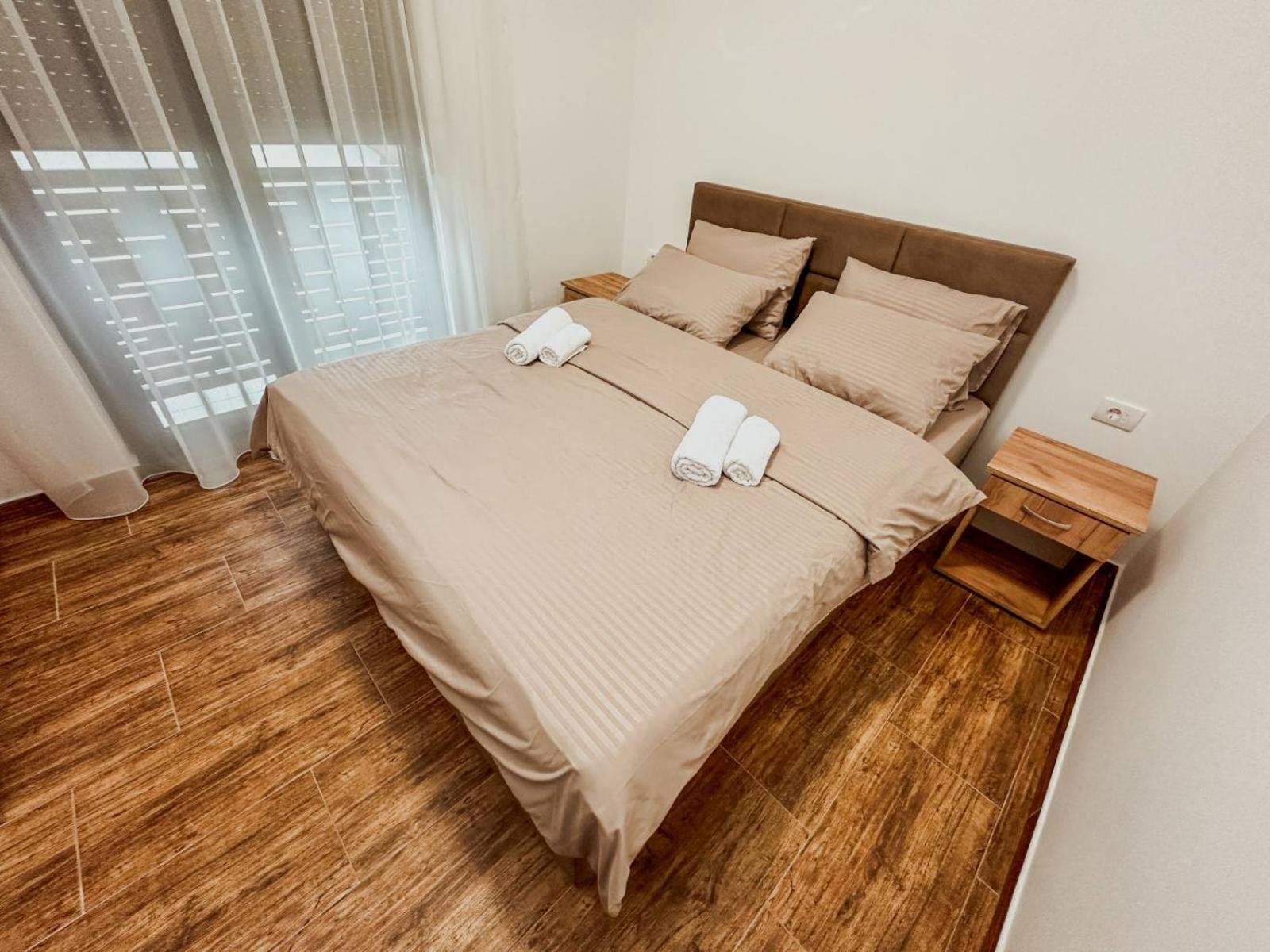 Kiko Apartmani Lux Zrenjanin Exteriér fotografie
