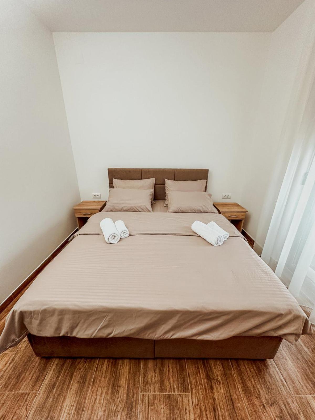 Kiko Apartmani Lux Zrenjanin Exteriér fotografie